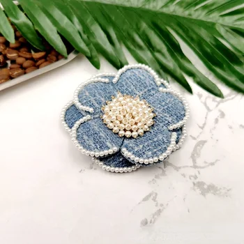 Korejski Moda Camellia Cvet Broška Zatiči Crystal Pearl Corsage Moda Obleko Pulover Značko River Pin za Ženske Dodatki
